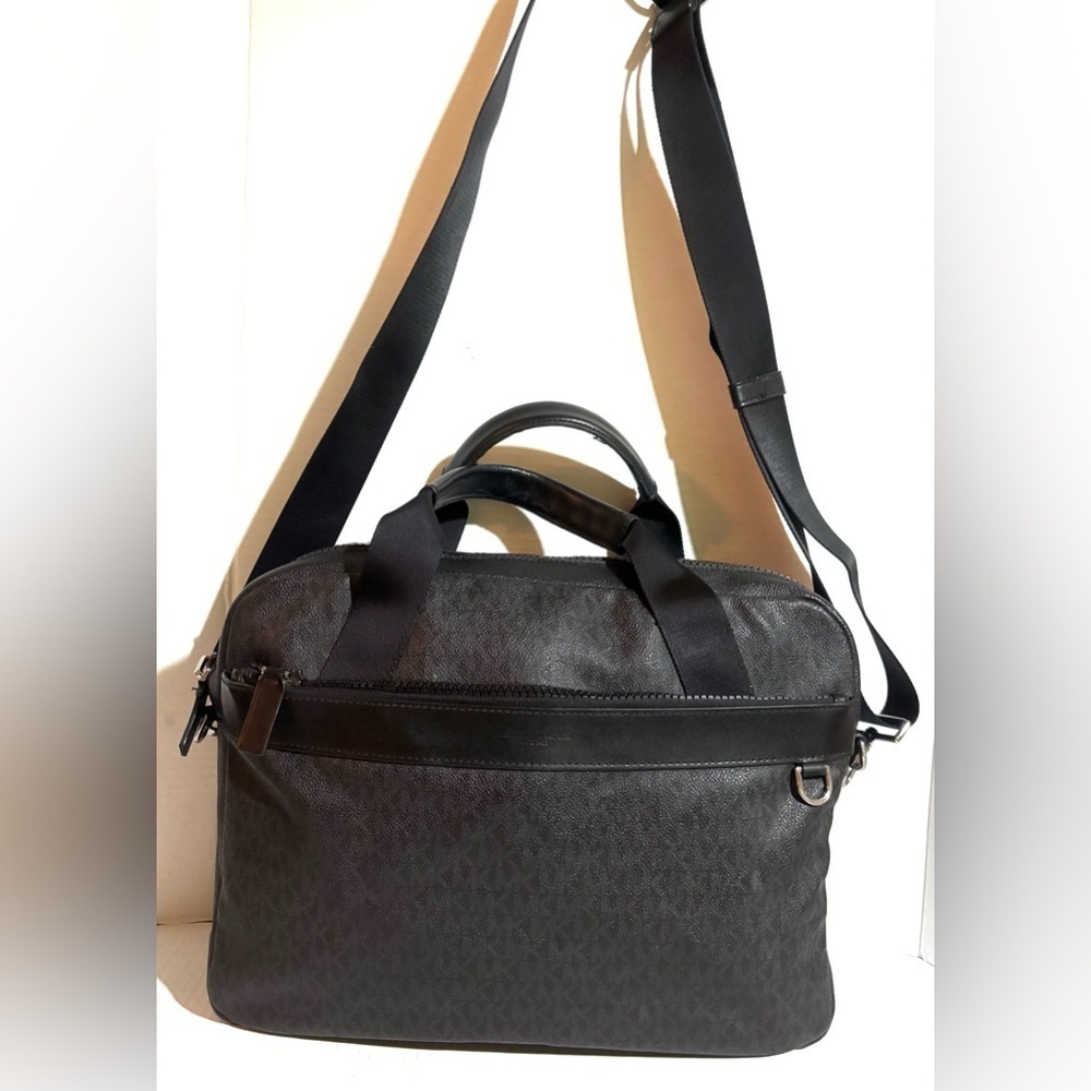 Michael kors unisex unisex Sophisticated Black  Briefcase